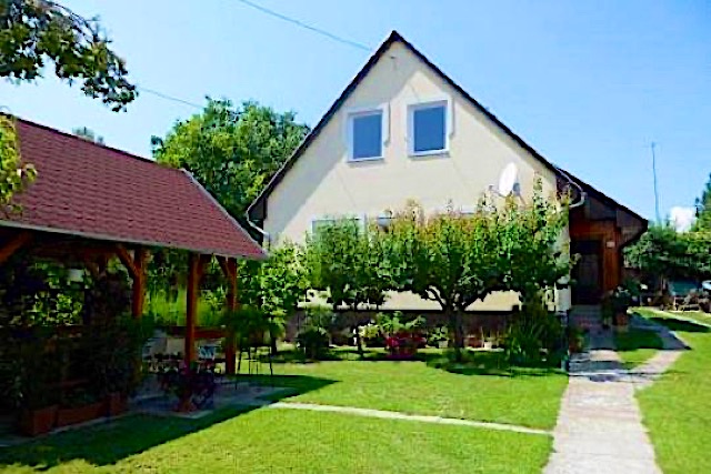 Bencze Ház-Balatonföldvár-16142