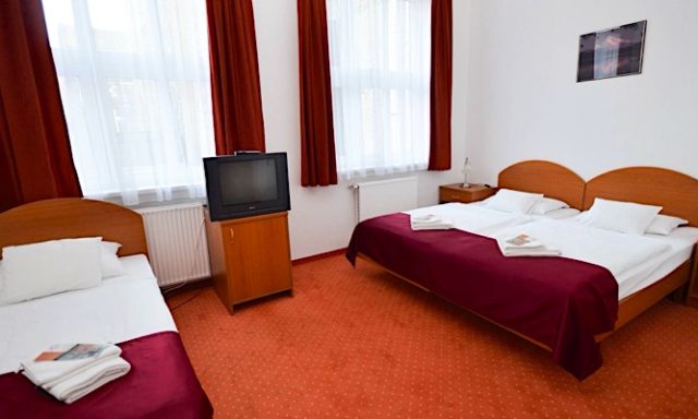 Broadway City Guesthouse-Budapest-35491