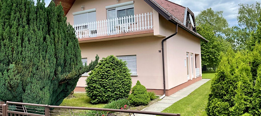 Gaál Nyaraló-Balatonkeresztúr-31003
