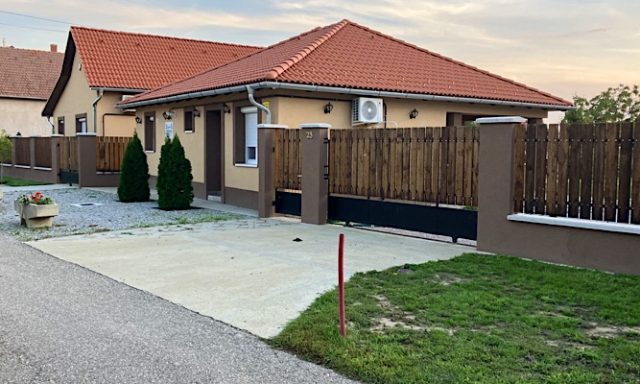 Bagolyvár Vendégház-Abádszalók-70950