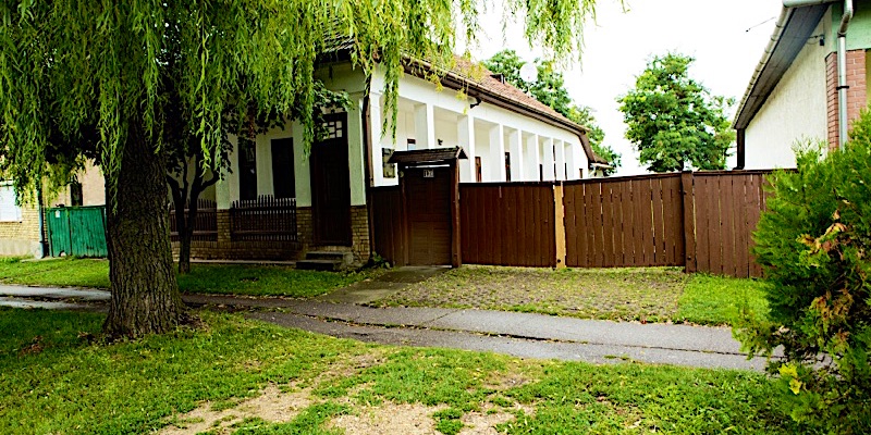 Bakcsó PihenőPorta-Sarud-44330