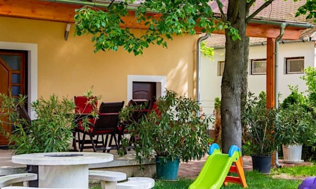 Balatoni Grill Terasz Vendégház-Balatonkeresztúr-30987