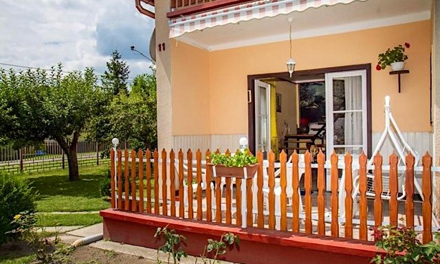 Bula Nyaraló-Balatonkeresztúr-31022