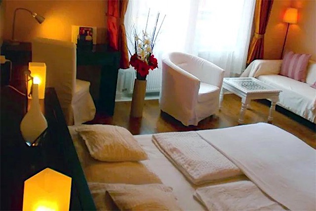 Connection Guest House-Budapest-29022