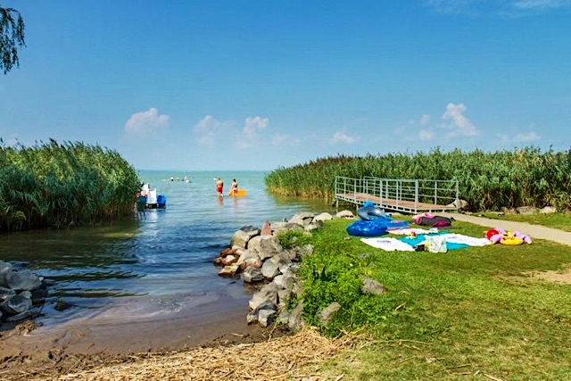 Csepeli Nyaraló-Balatonkeresztúr-31006