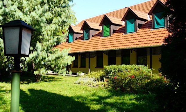 Dánfoki Üdülőközpont Panzió-Békés-42934