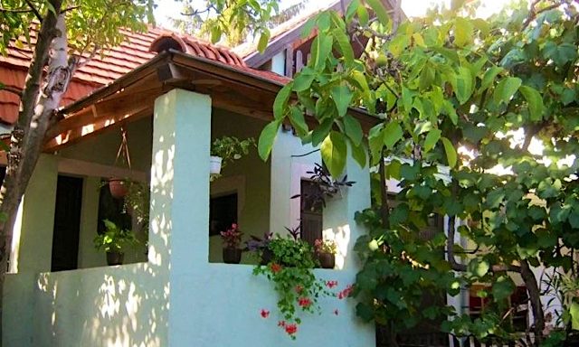 Diófa Nyaraló-Balatonalmádi-30361