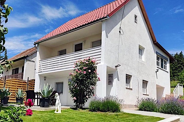 Eleven Apartman House-Keszthely-29674