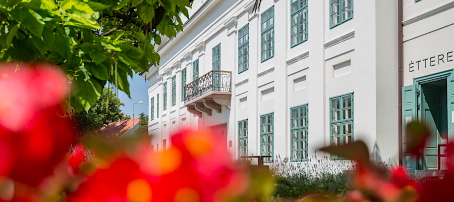 Erzsébet Nagy Szálloda-Paks-38497