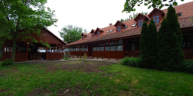 Hat Testvér Fogadó-Dömsöd-42561