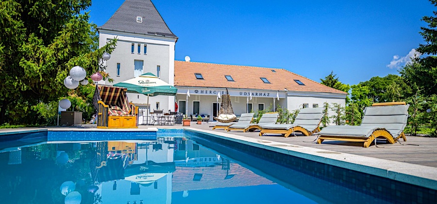 Herczeg Udvarház-Poroszló-37032