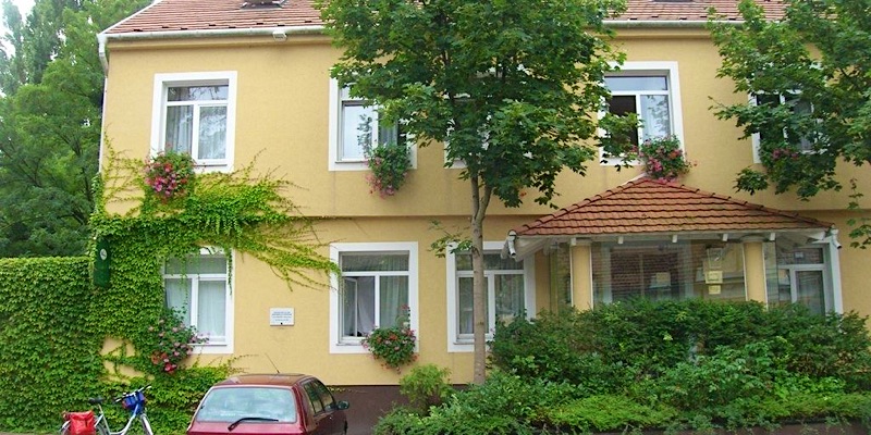 Hotel Arnold-Tata-42209