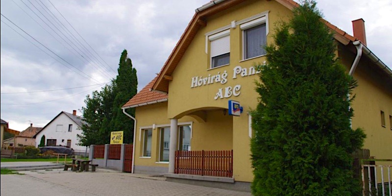 Hóvirág Panzió-Porva-42757