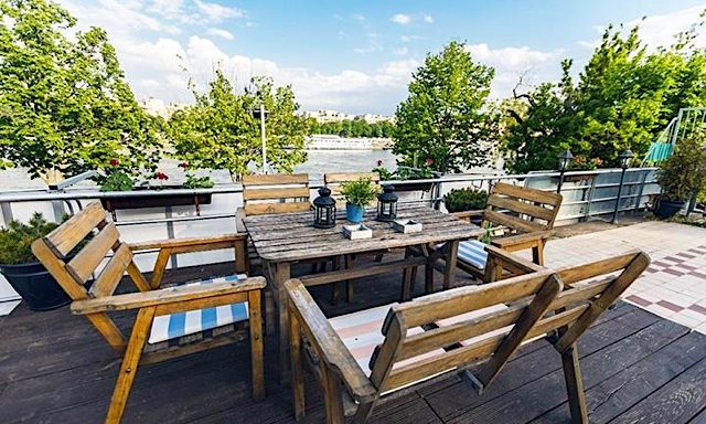 Island Hostel-Budapest-28735