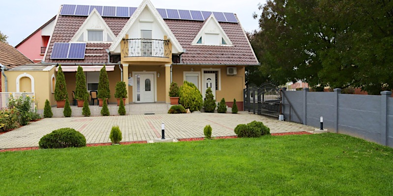 Kaiser Panzió-Tápiószentmárton-42450