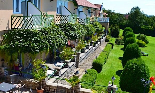 Karát Panzió-Balatongyörök-30956