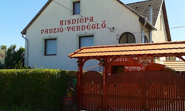 Kisdiófa Panzió és Vendéglő-Vajdácska-42740