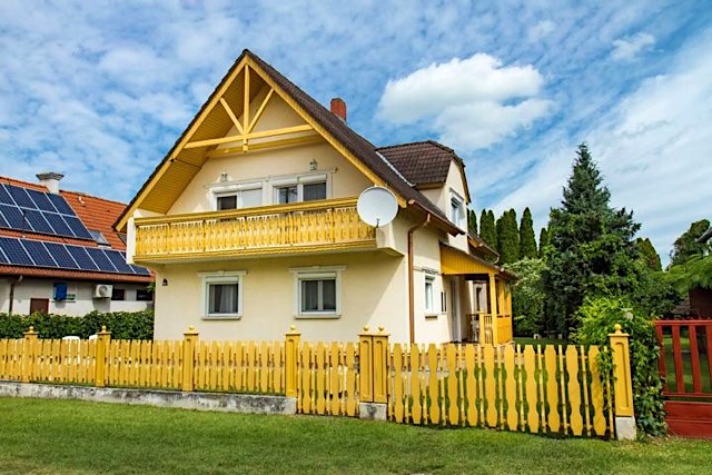 Magyar Nyaraló-Balatonmáriafürdő-31219