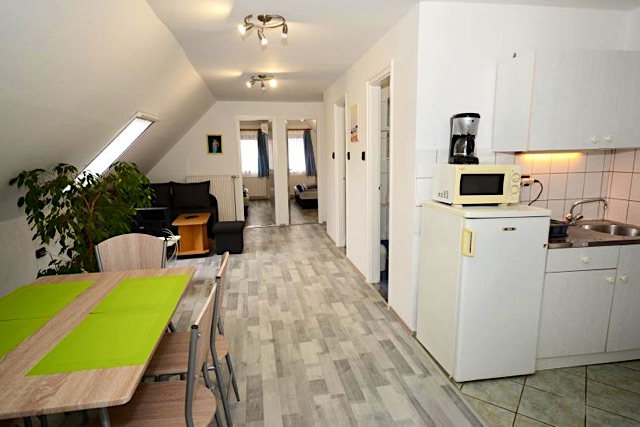 Mónika Vendégház-Tapolca-9030