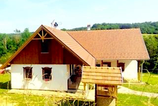 Pagony Pihenőfarm-Orfalu-25719