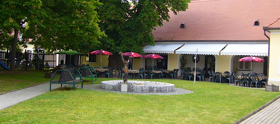 Párizsi Udvar Panzió és Étterem-Keszthely-34179