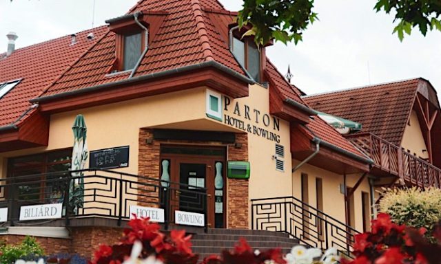 Parton Hotel & Bowling-Tiszakécske-38251