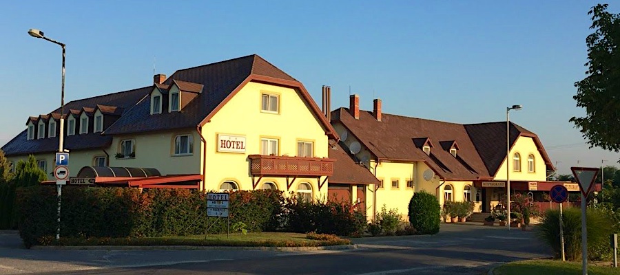 Patyi Étterem és Hotel-Bögöte-38441