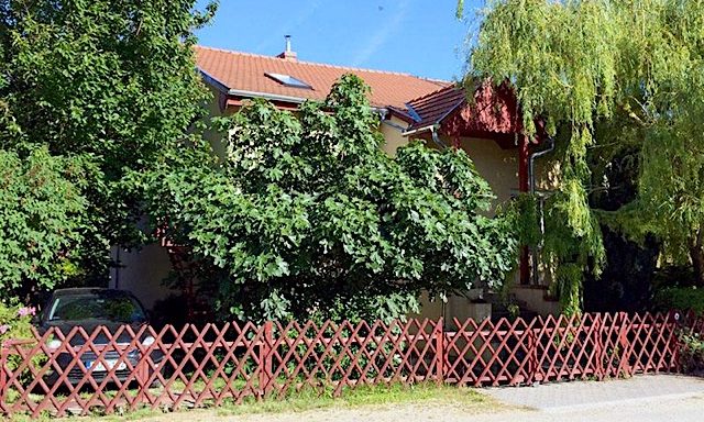 Péter-Fia Apartman-Balatonkenese-29704