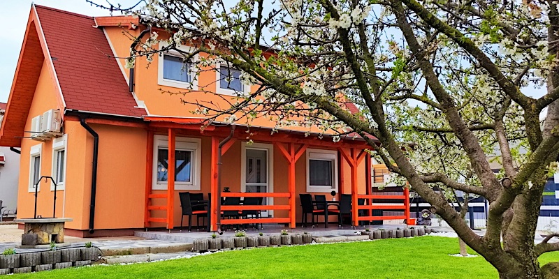 R&R Vendégház-Balatonkenese-41332