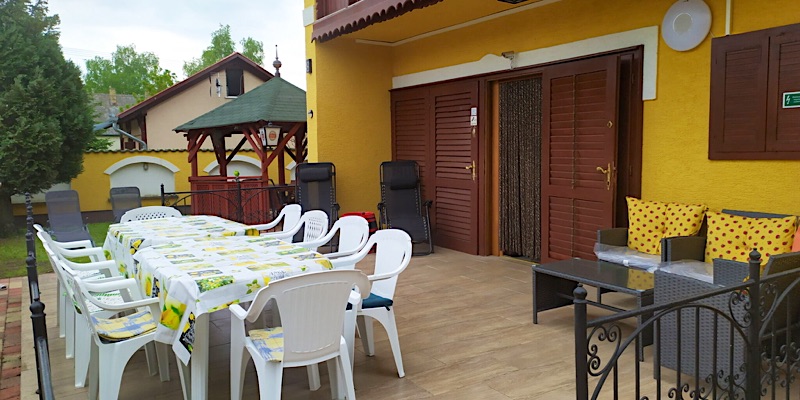 Sárga Önálló Nyaralóház-Balatonfenyves-70971