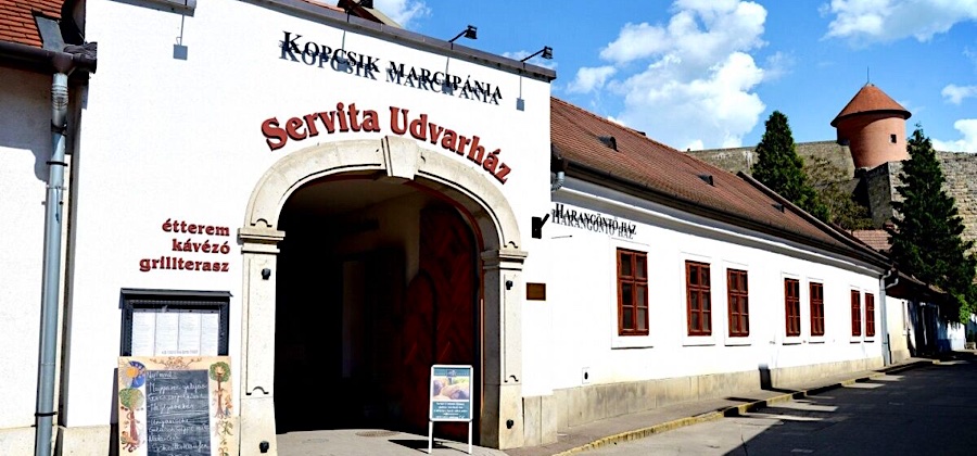 Servita Udvarház-Eger-37012