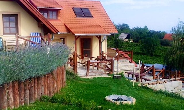 Szabó Pince Vendégház-Balatonederics-30585