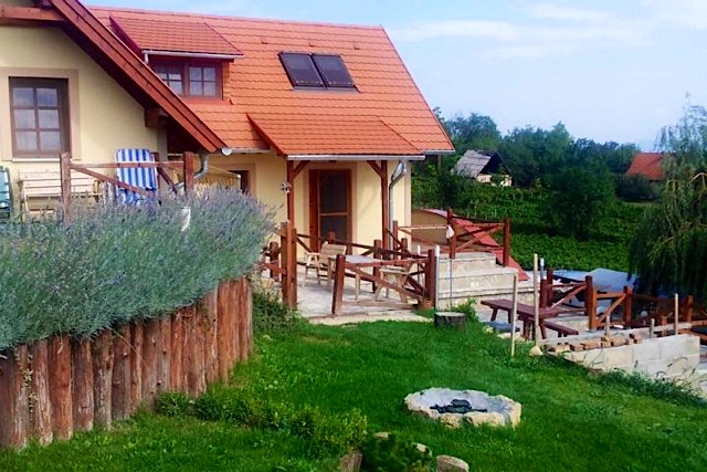 Szabó Pince Vendégház-Balatonederics-30585