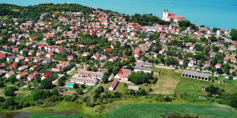 The Houses of History-Tihany-41579