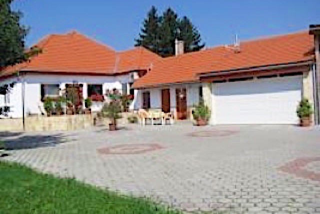 Urbán Panzió-Zagyvaszántó-24998