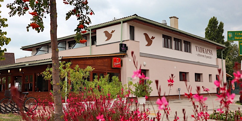 Vadkacsa Panzió-Balatonkenese-42250