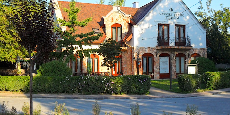 Várkert Panzió-Miskolc-42373