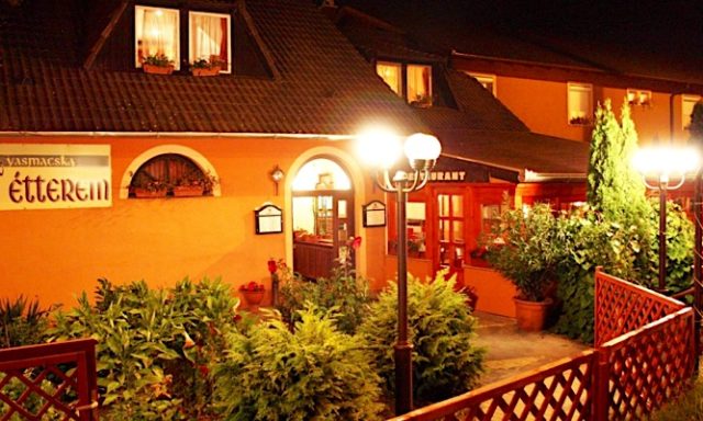 Vasmacska Panzió-Komárom-42605