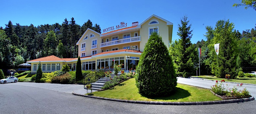 Villa Medici Hotel és Étterem-Veszprém-32734