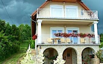 Pálfi Apartmanház-Vonyarcvashegy-23621