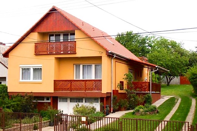 Piroska Apartmanház-Balatonlelle-7361