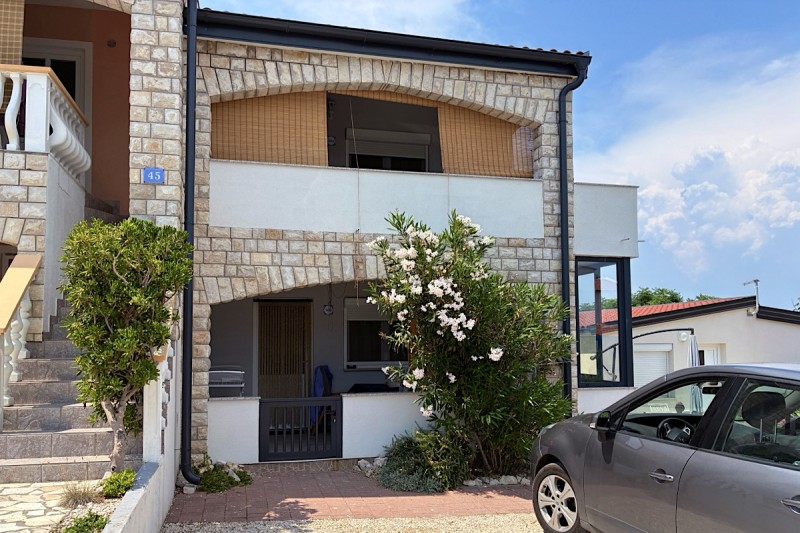 Vince Apartmanház-Vir-25825