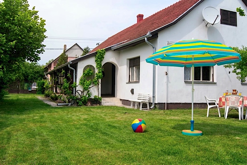Vioka Vendégház-Balatonfenyves-80328